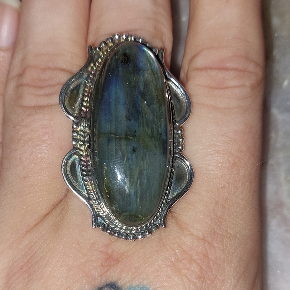Huge Labradorite Statement Ring - Picture 3 of 5
